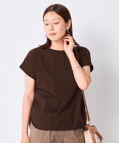 GALLORIA（ギャローリア）の「【接触冷感・UVカット】ヨーク切替プルオーバー（Tシャツ/カットソー・レディース・ブラウン/ホワイト/ブルー/ブラック/ボルドー・M/L/LL/S）」の3枚目の写真