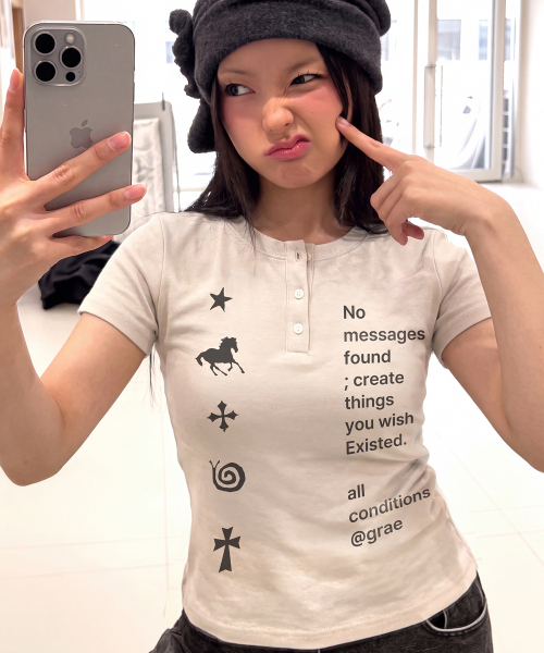 GRAVER（グレーバー）の「[ユニセックス]NO GRAE ヘンリーネック半袖Tシャツ_2カラー（Tシャツ/カットソー・レディース・ベージュ/チャコール・M/L）」の3枚目の写真
