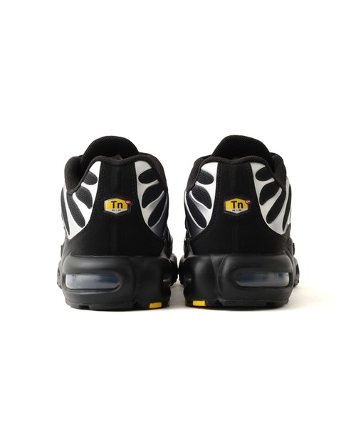 NIKE(ナイキ)の「NIKE AIR MAX PLUS OG PRM 1 / ナイキ エア マックス プラス OG PRM 1【SP】(スニーカー・メンズ・ブラック・25.5cm/30.0cm/29.0cm/28.5cm/28.0cm/27.5cm/27.0cm/26.5cm/26.0cm)」の3枚目の写真