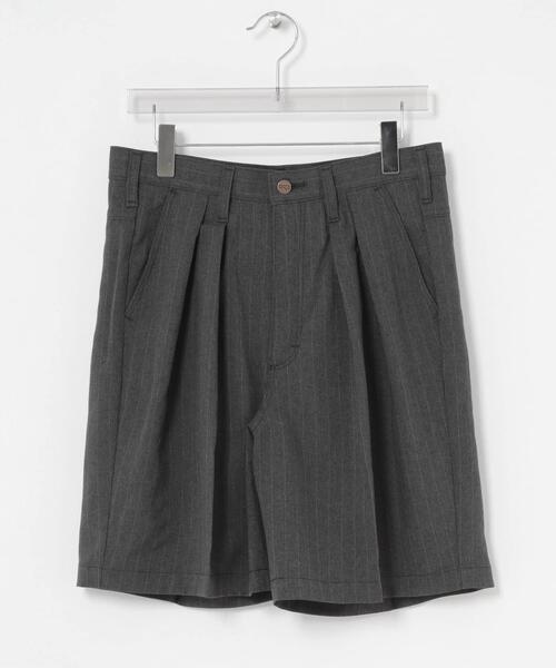 Wrangler(ラングラー)の「Wrangler WRANCHER SHORTS(その他パンツ・メンズ・チャコールグレー/ベージュ/ネイビー・MEDIUM/SMALL/LARGE)」の2枚目の写真