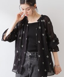 THE SHOP TK  | 華やぎを添える 花柄刺繍ブラウス(シャツ/ブラウス)