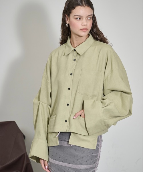 THE YOn(ザヨン)の「ポケットデザインタックスリーブクロップドシャツ(シャツ/ブラウス・レディース・グレイッシュベージュ/アッシュブラウン/チャコールグレー/セージグリーン・FREE)」の21枚目の写真