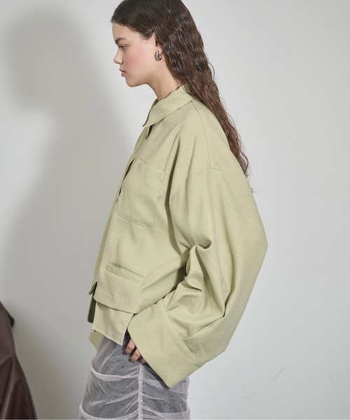 THE YOn(ザヨン)の「ポケットデザインタックスリーブクロップドシャツ(シャツ/ブラウス・レディース・グレイッシュベージュ/アッシュブラウン/チャコールグレー/セージグリーン・FREE)」の11枚目の写真