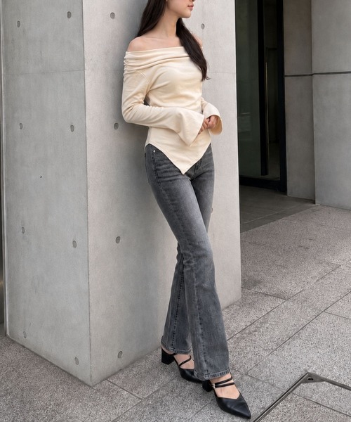 Jasmine Grandiflorum(ジャスミングランディフローラム)の「【Jasmine】ドレープオフショルダートップス(Tシャツ/カットソー・レディース・ベージュ/グレー・FREE)」の8枚目の写真