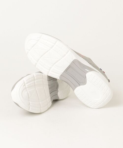 le coq sportif（ルコックスポルティフ）の「LCS ロレーヌ  /  LCS LORRAINE（スニーカー・レディース・グレー×ピンク・23.0cm/23.5cm/24.0cm/25.0cm/24.5cm/22.5cm）」の3枚目の写真
