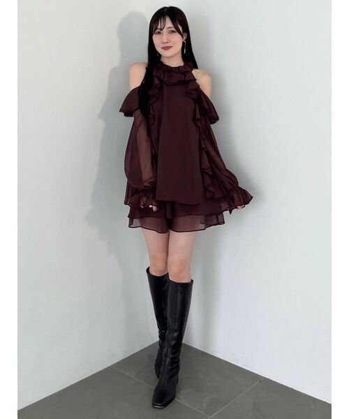 MERCURYDUO(マーキュリーデュオ)の「ラッフルチュニックフレアショーツセットアップ(ワンピース・レディース・オフホワイト/ブラウン/ブラック・FREE)」の9枚目の写真