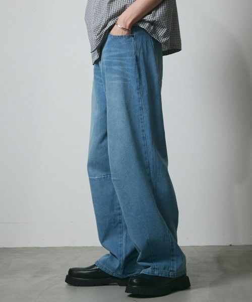 DAZE（デイズ）の「ビンテージウォッシュ ワイドストレート デニムパンツ（デニムパンツ・メンズ・ライトブルー/ダークブルー/インディゴブルー/ブルー/ブラック系・SMALL/MEDIUM/X-LARGE/LARGE）」の18枚目の写真
