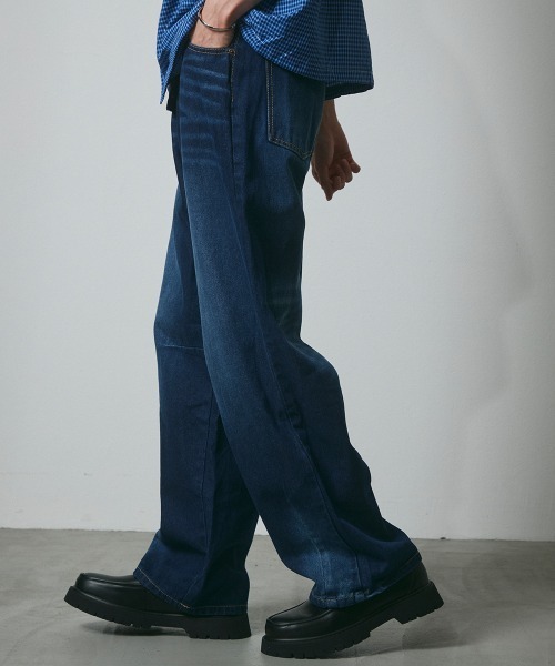 DAZE（デイズ）の「ビンテージウォッシュ ワイドストレート デニムパンツ（デニムパンツ・メンズ・ライトブルー/ダークブルー/インディゴブルー/ブルー/ブラック系・SMALL/MEDIUM/X-LARGE/LARGE）」の11枚目の写真