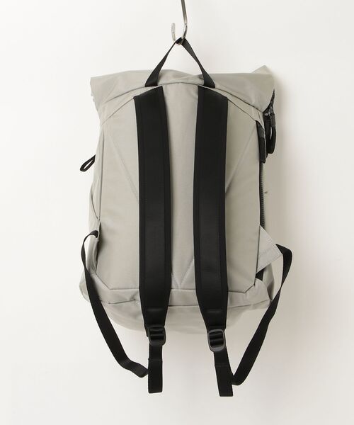 THE NORTH FACE(ザノースフェイス)の「ザ ノース フェイス THE NORTH FACE PYRENEES BACKPACK ピレネーバックパック(バックパック/リュック・メンズ・その他・ONE SIZE)」の2枚目の写真