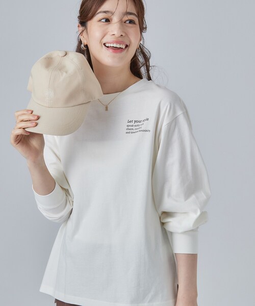 SHOO・LA・RUE(シューラルー)の「【S-LL】デイリー使いに 選べる6柄プリントロンT(Tシャツ/カットソー・レディース・ベージュ系その他5/ホワイト/ダークブラウン/ライトイエロー系5/ホワイト系3/ホワイト系7/ブラック系2/ライトグレー系3/グレー系6/グレー系8/ピンク系その他/ブルーグリーン・01/02/03/04)」の3枚目の写真