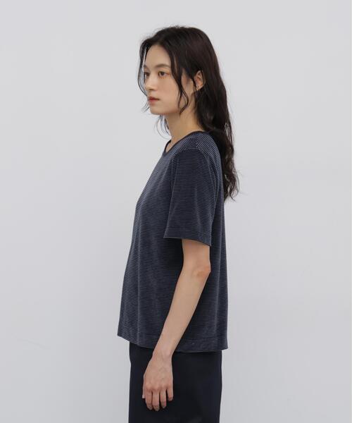 human woman(ヒューマンウーマン)の「【ウォッシャブル】ベロアボーダーTシャツ(Tシャツ/カットソー・レディース・ブルー系その他3/ダークインディゴブルー・MEDIUM)」の3枚目の写真
