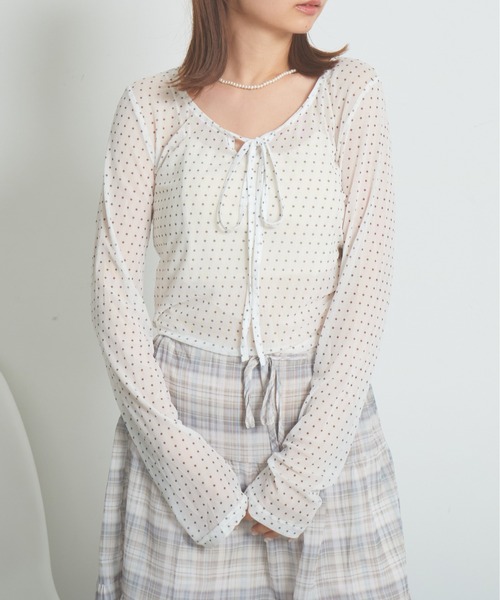 mul.（ムル）の「ドット柄リボントップス（Tシャツ/カットソー・レディース・ホワイト・FREE）」の2枚目の写真