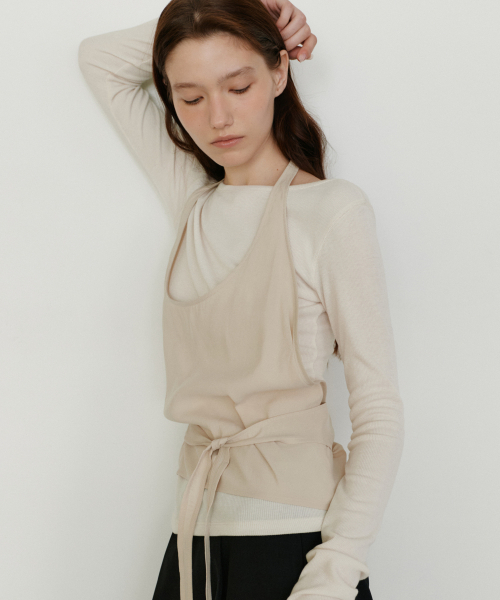 URAGO(ユラーゴ)の「ホルターネックレイヤードトップ_2色(Tシャツ/カットソー・レディース・チャコール/オートミール・FREE)」の7枚目の写真