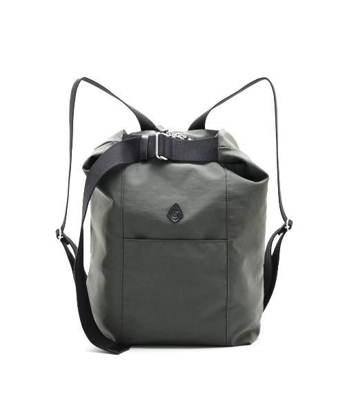 CLEDRAN(クレドラン)の「【軽量ナイロン】CL3929 PELI 2WAY RUCK SACK(バックパック/リュック・レディース・ブラック/ダークベージュ/チャコールグレー・FREE)」の7枚目の写真