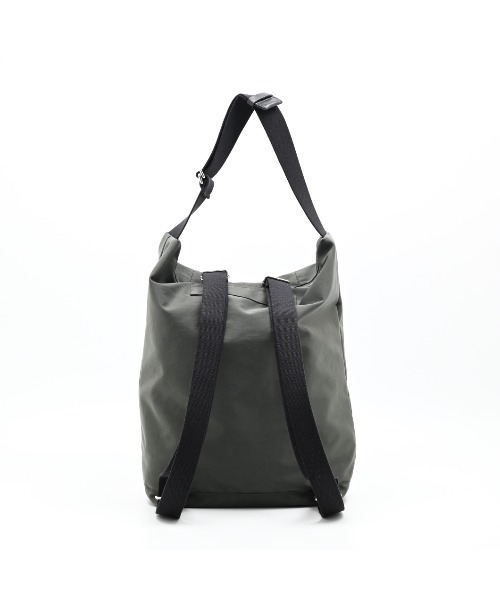 CLEDRAN(クレドラン)の「【軽量ナイロン】CL3929 PELI 2WAY RUCK SACK(バックパック/リュック・レディース・ブラック/ダークベージュ/チャコールグレー・FREE)」の10枚目の写真