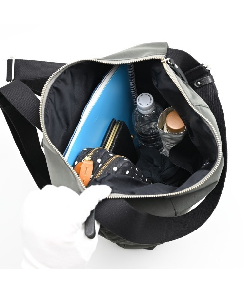 CLEDRAN(クレドラン)の「【軽量ナイロン】CL3929 PELI 2WAY RUCK SACK(バックパック/リュック・レディース・ブラック/ダークベージュ/チャコールグレー・FREE)」の13枚目の写真