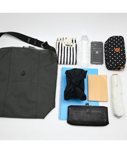 CLEDRAN(クレドラン)の「【軽量ナイロン】CL3929 PELI 2WAY RUCK SACK(バックパック/リュック・レディース・ブラック/ダークベージュ/チャコールグレー・FREE)」の14枚目の写真