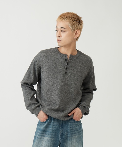 SINSS(シンス)の「Washable henley knit / ウォッシャブルヘンリーニット(ニット/セーター・メンズ・オレンジ/グレー/ブラウン/ブラック/チャコール/コバルトブルー・SMALL/X-SMALL/LARGE/MEDIUM)」の14枚目の写真