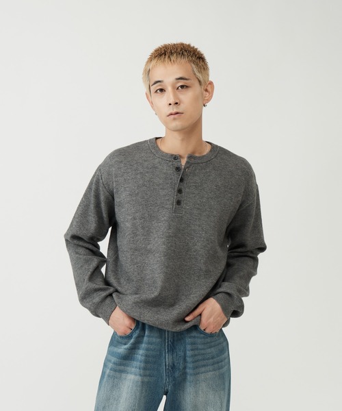 SINSS(シンス)の「Washable henley knit / ウォッシャブルヘンリーニット(ニット/セーター・メンズ・オレンジ/グレー/ブラウン/ブラック/チャコール/コバルトブルー・SMALL/X-SMALL/LARGE/MEDIUM)」の15枚目の写真