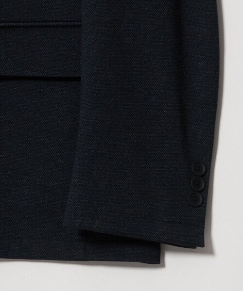 UNITED ARROWS(ユナイテッドアローズ)の「シャークスキン シングル 2ボタン テーラードジャケット UA COZY ウォッシャブル 2WAYストレッチ(テーラードジャケット・メンズ・ダークブラウン/ネイビー/ダークグレー・M/XL/S/L/XXL)」の17枚目の写真