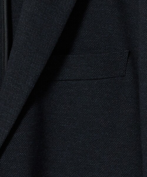 UNITED ARROWS(ユナイテッドアローズ)の「シャークスキン シングル 2ボタン テーラードジャケット UA COZY ウォッシャブル 2WAYストレッチ(テーラードジャケット・メンズ・ダークブラウン/ネイビー/ダークグレー・M/XL/S/L/XXL)」の18枚目の写真