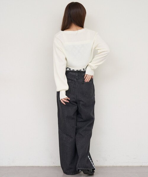 continuer de NICE CLAUP(コンティニューデナイスクラップ)の「脇レースラインワイドデニムパンツ(デニムパンツ・レディース・ブラック/ブルー・FREE)」の7枚目の写真
