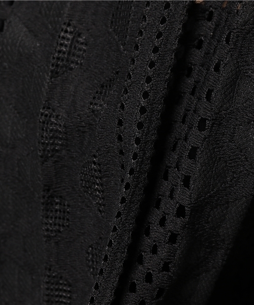 DouDou（ドゥドゥ）の「レーススクエアブラウス（シャツ/ブラウス・レディース・キャメル/ブラック・FREE）」の9枚目の写真