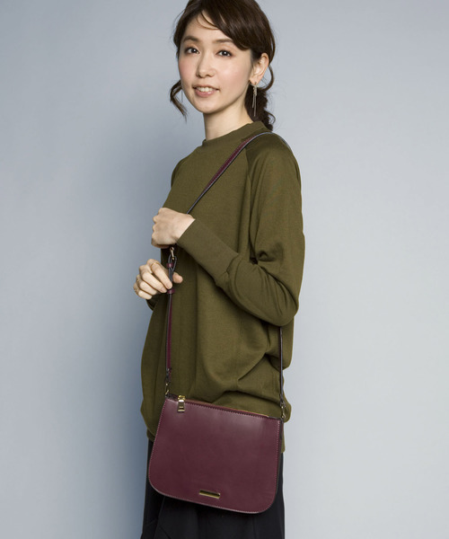 PLAIN CLOTHING（プレーンクロージング）の「フラットショルダーバッグ【PLAIN CLOTHING】（ショルダーバッグ・レディース・グリーン/ボルドー/ブラウン/グレー/ブラック・FREE）」の15枚目の写真