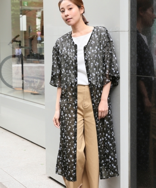 LEPSIM（レプシィム）の「ヨウリュウガラワンピコート 762127（ワンピース・レディース・マスタード/ブラック/ホワイト・LARGE/MEDIUM）」の3枚目の写真