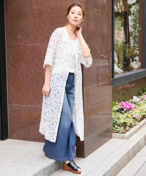 LEPSIM（レプシィム）の「ヨウリュウガラワンピコート 762127（ワンピース・レディース・マスタード/ブラック/ホワイト・LARGE/MEDIUM）」の4枚目の写真