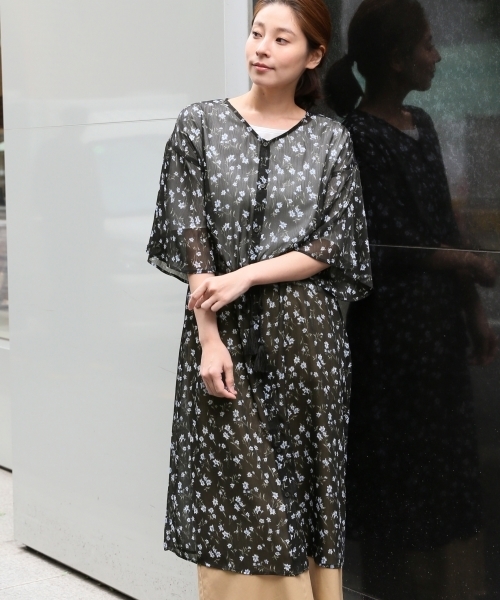 LEPSIM（レプシィム）の「ヨウリュウガラワンピコート 762127（ワンピース・レディース・マスタード/ブラック/ホワイト・LARGE/MEDIUM）」の8枚目の写真