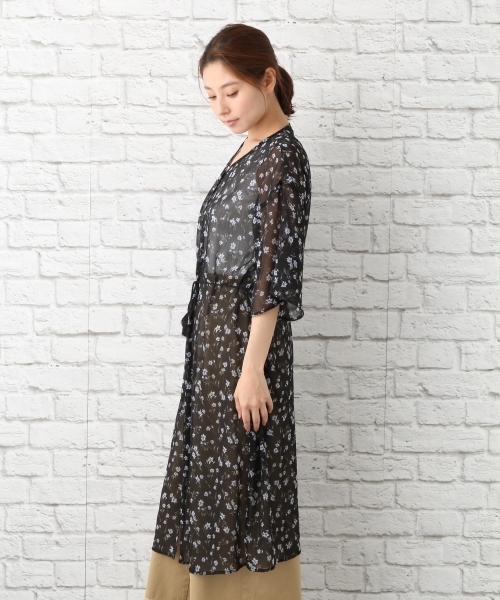 LEPSIM（レプシィム）の「ヨウリュウガラワンピコート 762127（ワンピース・レディース・マスタード/ブラック/ホワイト・LARGE/MEDIUM）」の21枚目の写真