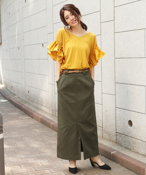 Andemiu(アンデミュウ)の「【BAILA8月号市川紗椰さん着用】【UVケア加工・接触冷感】フハクフリルソデTOPS765171(Tシャツ/カットソー・レディース・レッド/ブラック/オフホワイト/グレー/マスタード・FREE)」の6枚目の写真