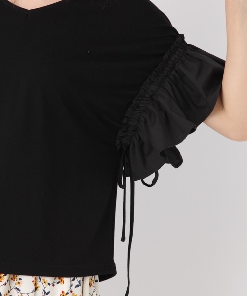 Andemiu(アンデミュウ)の「【BAILA8月号市川紗椰さん着用】【UVケア加工・接触冷感】フハクフリルソデTOPS765171(Tシャツ/カットソー・レディース・レッド/ブラック/オフホワイト/グレー/マスタード・FREE)」の20枚目の写真