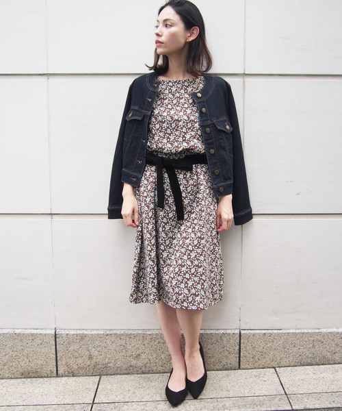 PICCIN（ピッチン）の「レトロフラワープリントワンピース（ワンピース・レディース・ブラック/ブラウン/ブルー/ブラウン系その他・MEDIUM/LARGE）」の7枚目の写真