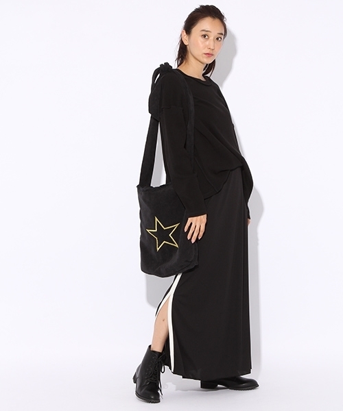 niko and...（ニコアンド）の「起毛フライスロング丈プルオーバー【niko and ...】（Tシャツ/カットソー・レディース・キャメル/ブラック/オフホワイト・LARGE/MEDIUM）」の20枚目の写真