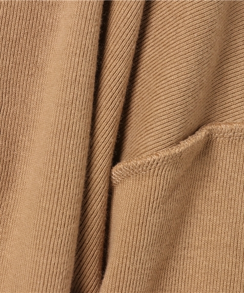 niko and...（ニコアンド）の「起毛フライスロング丈プルオーバー【niko and ...】（Tシャツ/カットソー・レディース・キャメル/ブラック/オフホワイト・LARGE/MEDIUM）」の8枚目の写真