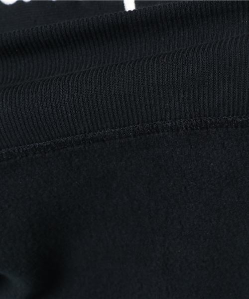 Champion（チャンピオン）の「[Champion/チャンピオン] クルーネックロゴスウェット（スウェット・メンズ・ブラック/シルバー/オートミール/ダークグリーン・L/M）」の9枚目の写真