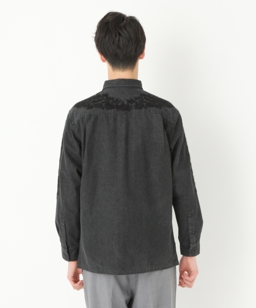 niko and...（ニコアンド）の「Ｕボタニカル刺繍オープンカラーシャツ（シャツ/ブラウス・メンズ・チャコール/インディゴブルー・MEDIUM/LARGE）」の13枚目の写真
