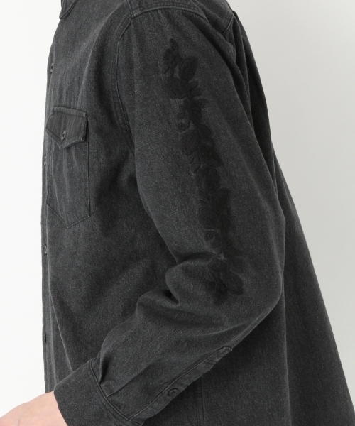 niko and...（ニコアンド）の「Ｕボタニカル刺繍オープンカラーシャツ（シャツ/ブラウス・メンズ・チャコール/インディゴブルー・MEDIUM/LARGE）」の17枚目の写真