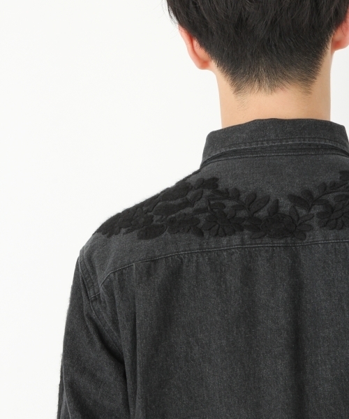 niko and...（ニコアンド）の「Ｕボタニカル刺繍オープンカラーシャツ（シャツ/ブラウス・メンズ・チャコール/インディゴブルー・MEDIUM/LARGE）」の20枚目の写真