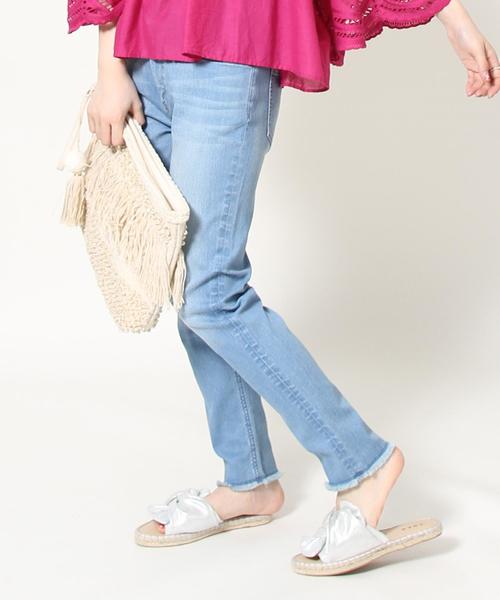 coen（コーエン）の「ストレッチスリムクロップドデニムパンツ（デニムパンツ・レディース・コバルトブルー/ライトブルー・MEDIUM/SMALL/LARGE）」の18枚目の写真