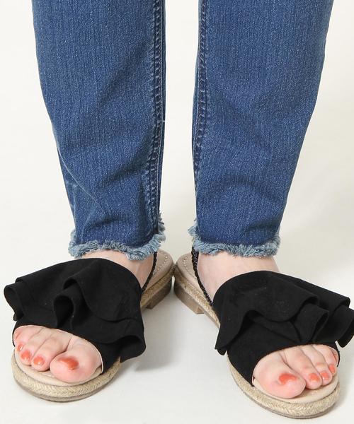 coen（コーエン）の「ストレッチスリムクロップドデニムパンツ（デニムパンツ・レディース・コバルトブルー/ライトブルー・MEDIUM/SMALL/LARGE）」の11枚目の写真