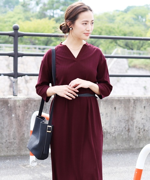 reca(レカ)の「七分袖 スリット入りリブロングワンピース(ワンピース・レディース・ブラック/ベージュ/カーキ/ダークグレー/ボルドー/キャメル・FREE)」の9枚目の写真