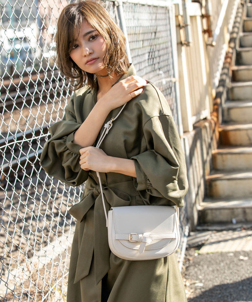 Edit Sheen(エディットシーン)の「ベルトデザインポシェット(ショルダーバッグ・レディース・ブラック/アイボリー/モカ・FREE)」の16枚目の写真