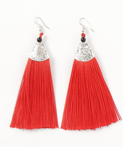 チャイハネ（チャイハネ）の「【チャイハネ】エスニック調ロングタッセルピアス（ピアス（両耳用）・レディース・ブラック/パープル/レッド/ブルー・FREE）」の4枚目の写真