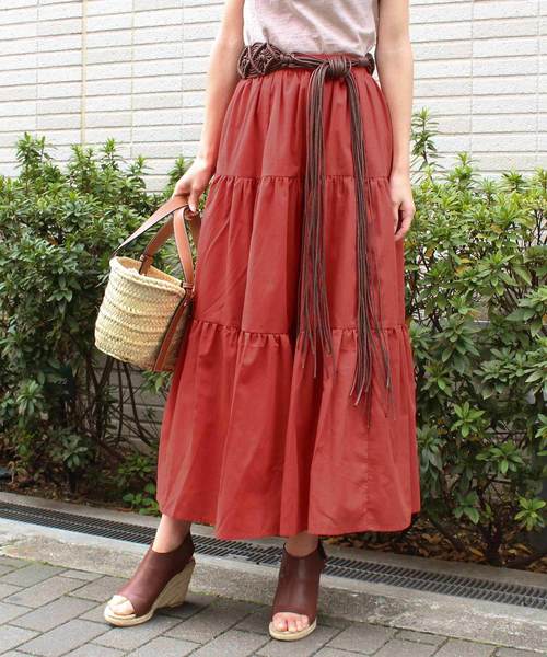 MODE ROBE(モードローブ)の「ティアードロングスカート(スカート・レディース・ホワイト/ブラック/ライトベージュ/カーキ/ミント/パープル/オレンジ・S/M)」の8枚目の写真