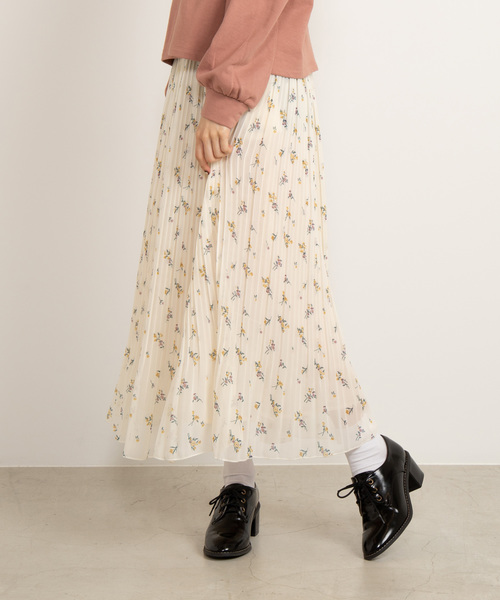 WEGO（ウィゴー）の「WEGO/シフォンプリーツロングスカート（スカート・レディース・その他2/その他4/その他1/ブラック/ライトピンク/その他3/ライトベージュ/アイボリー/その他5/アニマル/その他6/その他7/ドット/その他8/その他9/その他10/その他11/その他13/その他12/ダークグリーン/その他14/ピンク/その他15・FREE）」の7枚目の写真