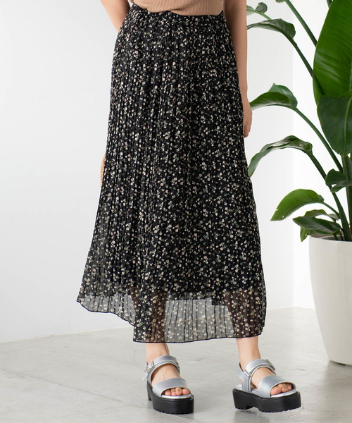 WEGO（ウィゴー）の「WEGO/シフォンプリーツロングスカート（スカート・レディース・その他2/その他4/その他1/ブラック/ライトピンク/その他3/ライトベージュ/アイボリー/その他5/アニマル/その他6/その他7/ドット/その他8/その他9/その他10/その他11/その他13/その他12/ダークグリーン/その他14/ピンク/その他15・FREE）」の18枚目の写真