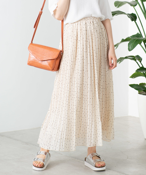 WEGO（ウィゴー）の「WEGO/シフォンプリーツロングスカート（スカート・レディース・その他2/その他4/その他1/ブラック/ライトピンク/その他3/ライトベージュ/アイボリー/その他5/アニマル/その他6/その他7/ドット/その他8/その他9/その他10/その他11/その他13/その他12/ダークグリーン/その他14/ピンク/その他15・FREE）」の19枚目の写真